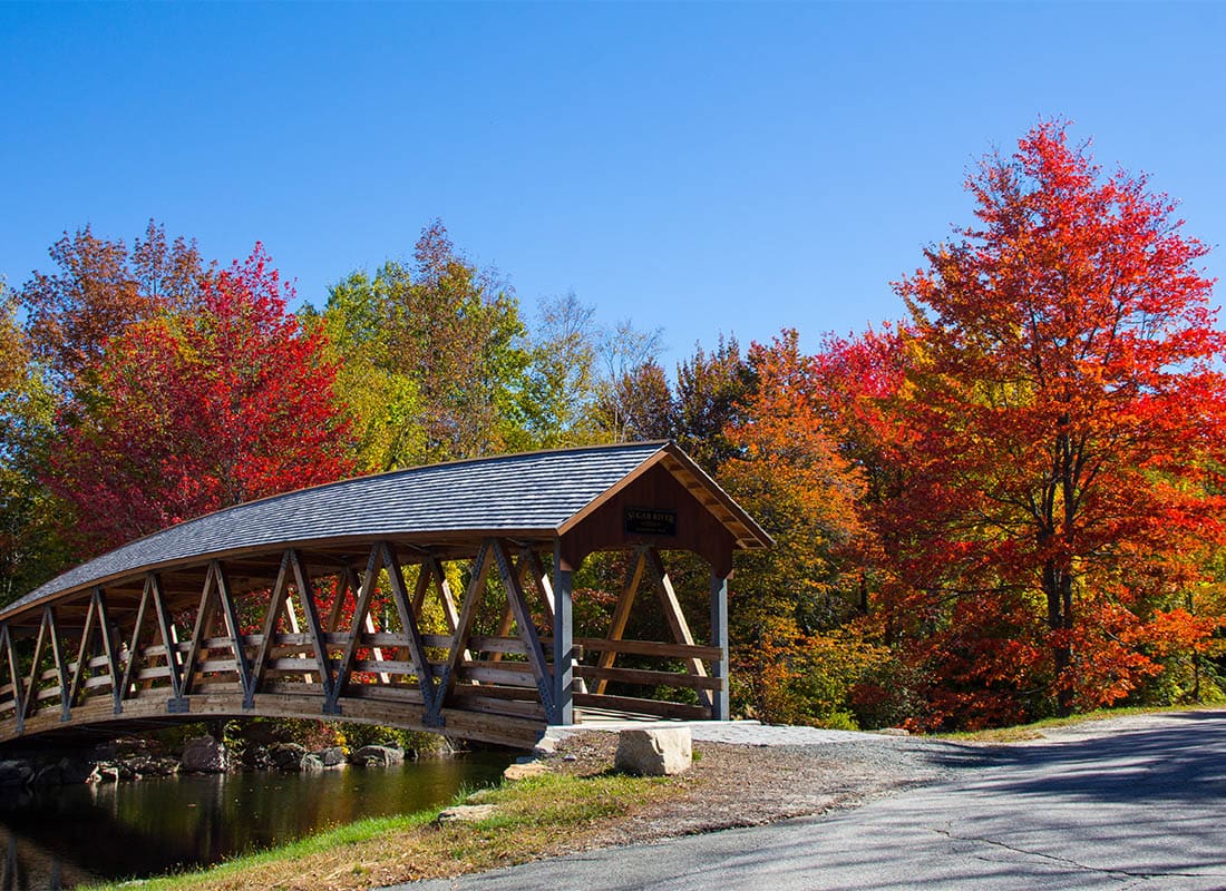 Haverhill, MA - Fall Colors in Sunapee, New Hampshire